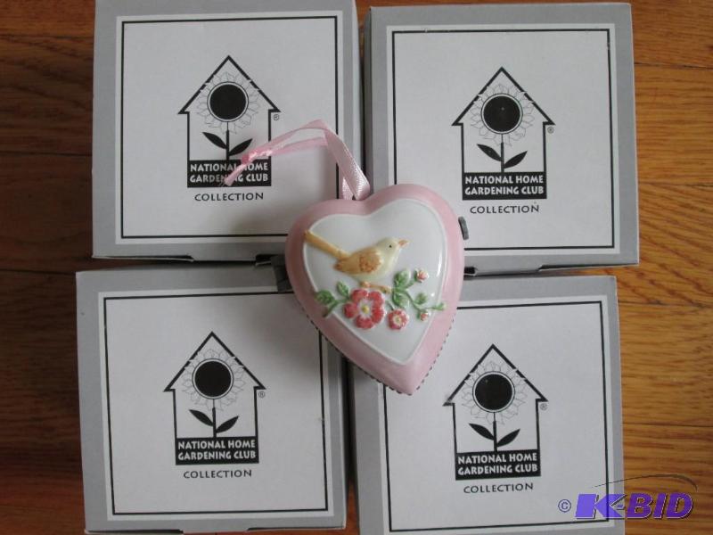 lot 304 image: Lot of 4 National Home Gardening Club heart s...