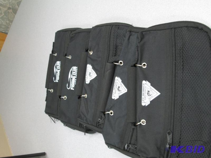 lot 32 image: Qty 5 Fishing worm bags...