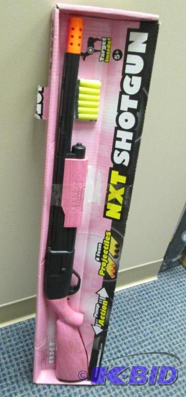 lot 67 image: NXT shot gun (girls it is pink) 6 foam Projec...