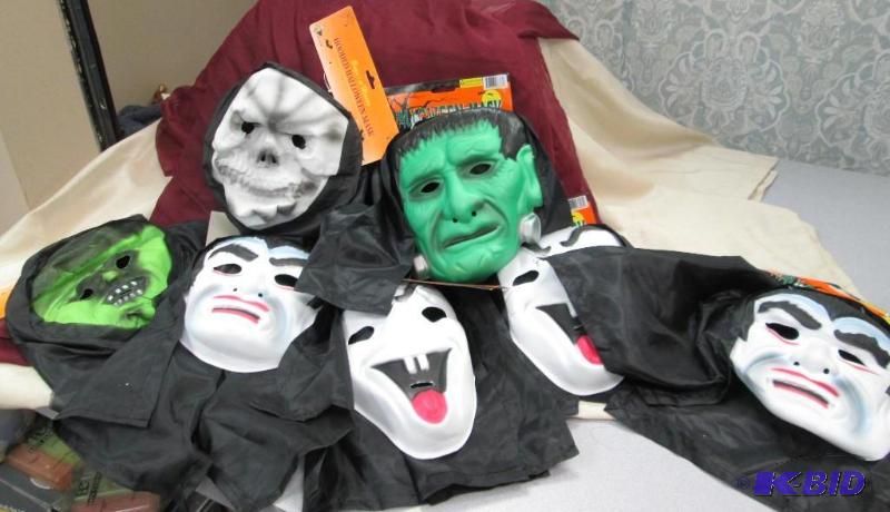 Qty 7 scary mask with a black piece goes over...