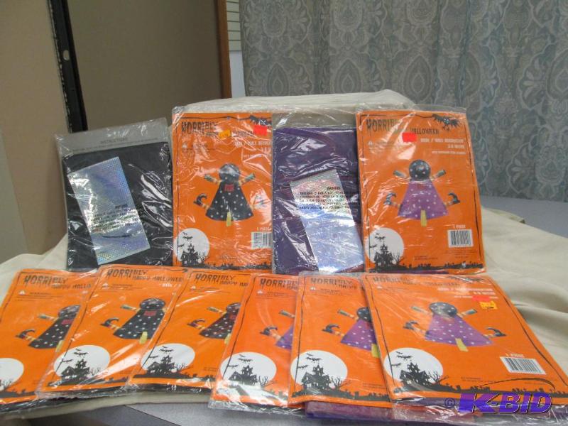 Qty 10 Horribly Happy Halloween Door wall de...