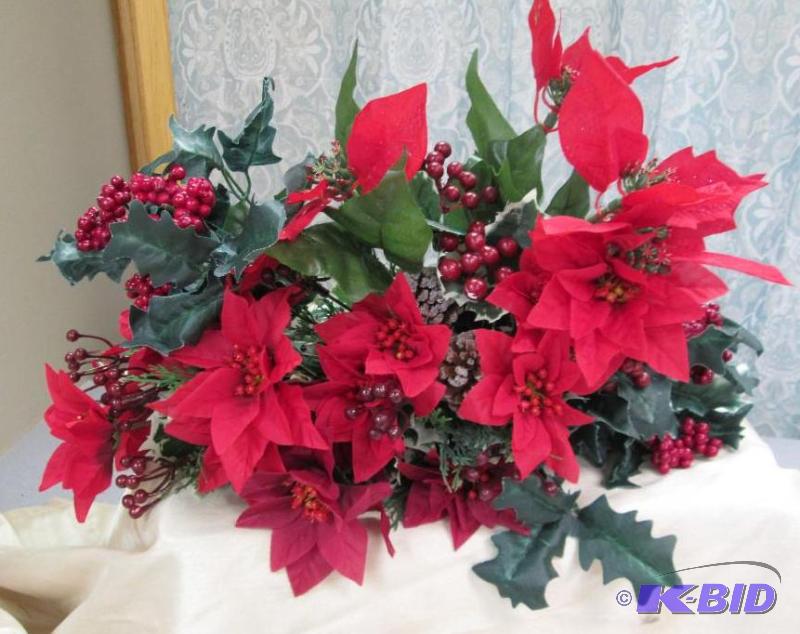 Qty 8 Assortment of Christmas flowers...