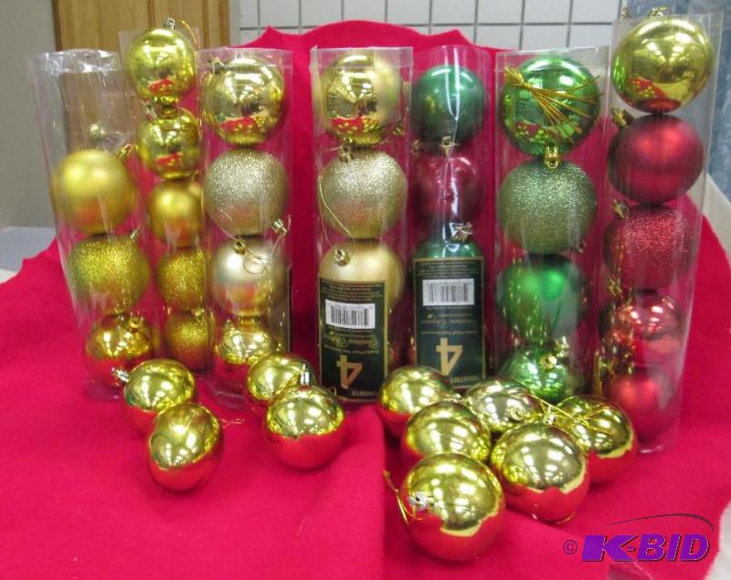 Assortment of bulbs for the tree...