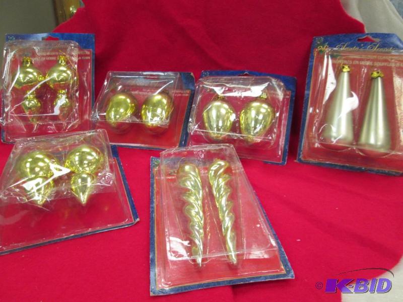 Qty 6 different kinds of ornament...