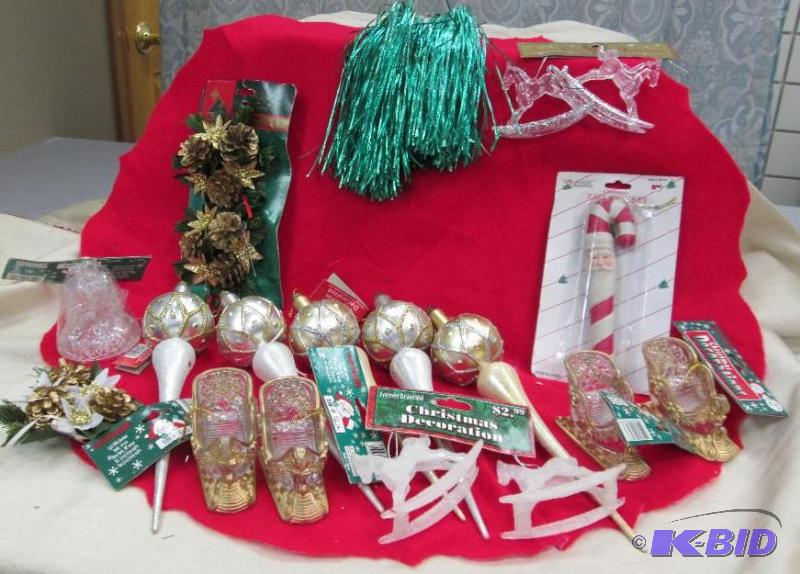 Assortment of ornaments for the tree...