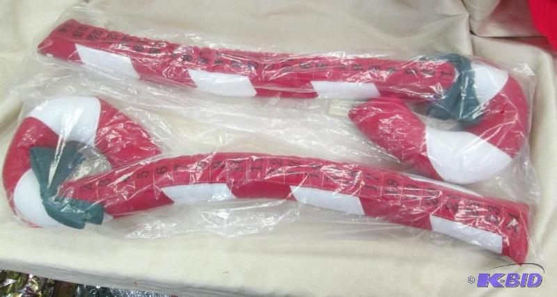 Qty 2 Candy canes that you can keep track of ...