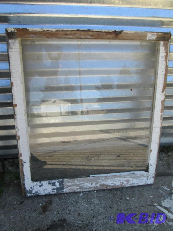 lot 36 image: window,solid wood with glass,25 12x28...