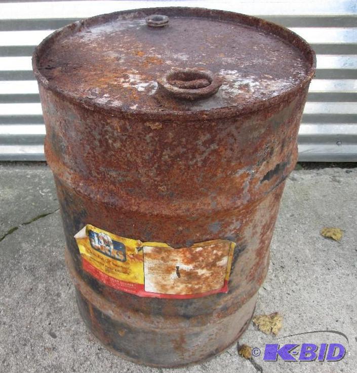 lot 66 image: vintage oil can-Jacks...
