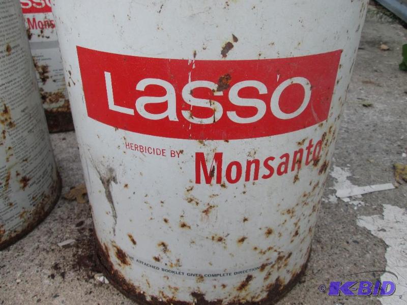 lot 68 image: 4 Lasso,herbicide cans, old style, great for ...