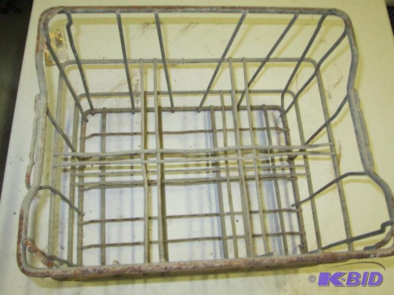 lot 75 image: vintage ,stackable, metal milk crate...