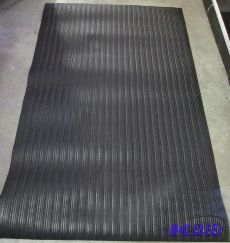 black office mat 59&quot x 36&quot -ergonom...
