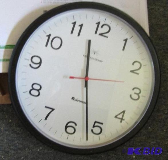 universal wall clock...