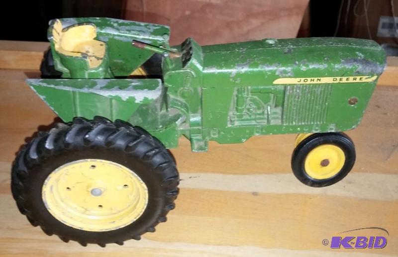 Toy John Deere Tractor, Missing wheel, but in...