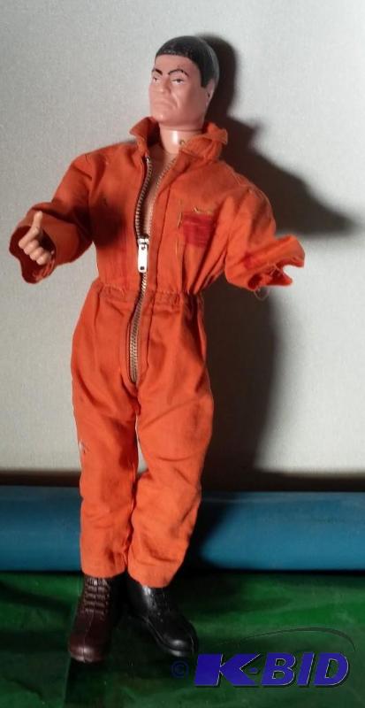 1964 Flight Suit Hasbro GI Joe is missing an ...