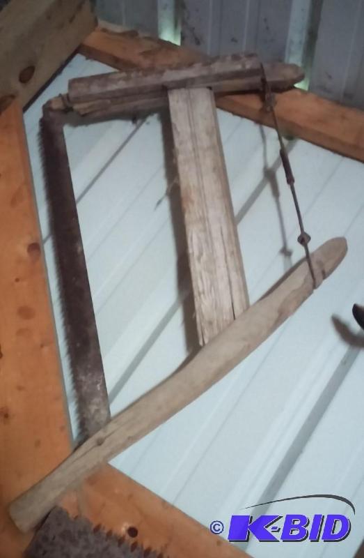 Vintage Crosscut 2 man saw...