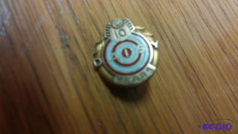 USA Daisy 10 year service Pin...