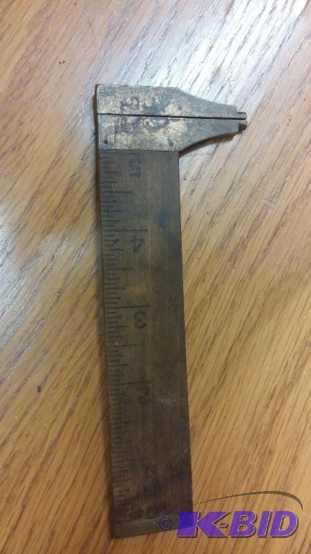Vintage small square-Brass ends...