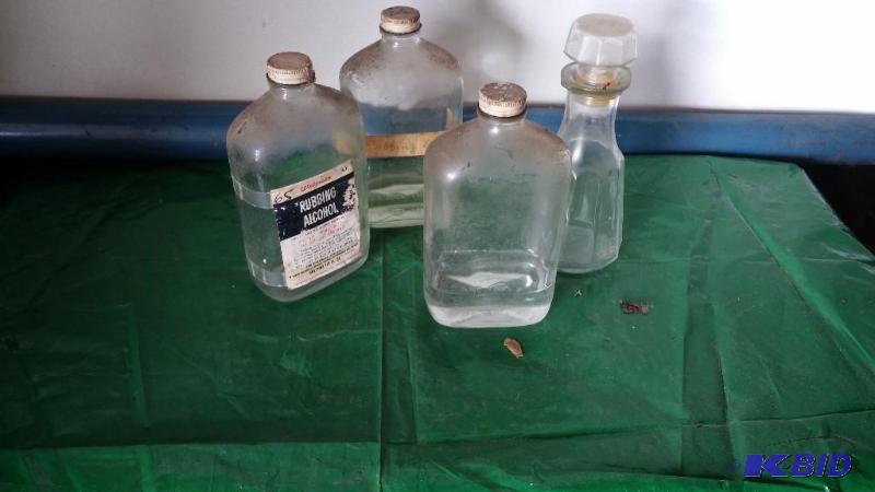 Lot of vintage Bottles...