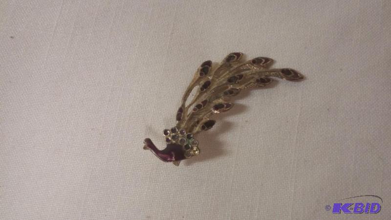 Vintage Brooch...