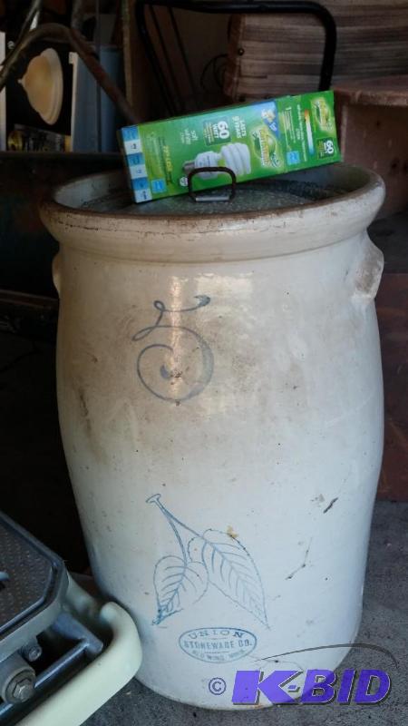 Vintage Jug Crock...
