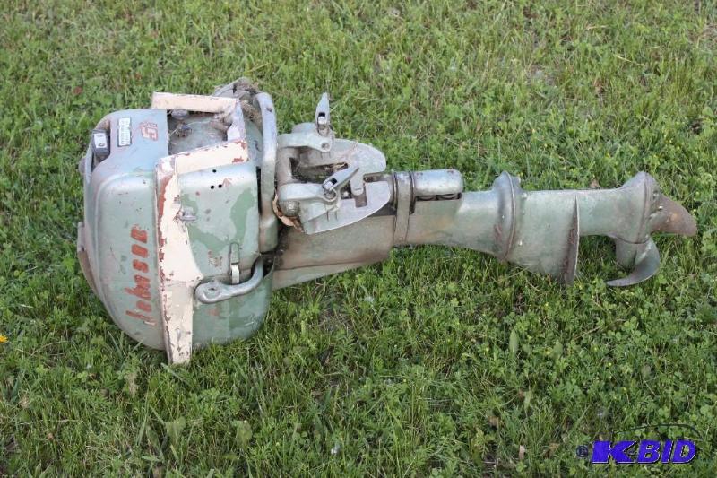 Vintage Johnson 5-12 hp boat motor for parts...