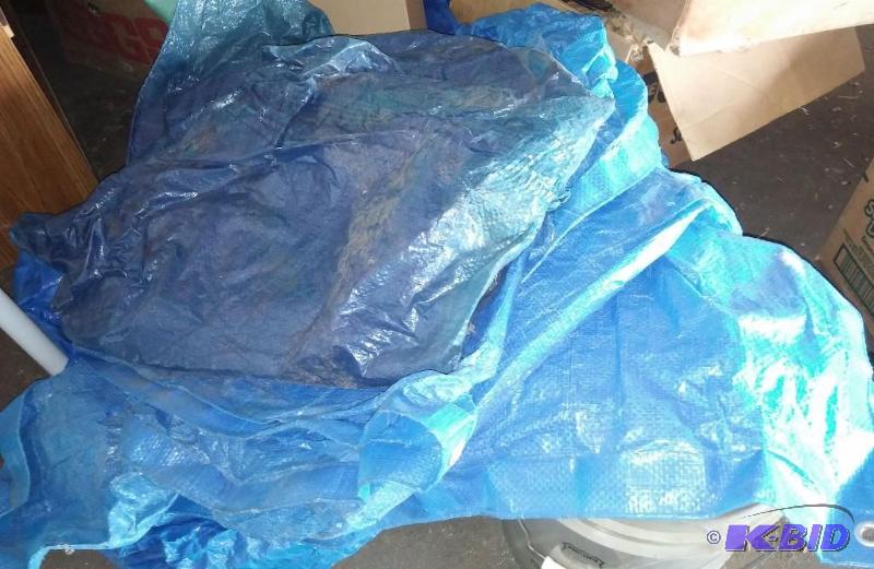 3 Tarps...