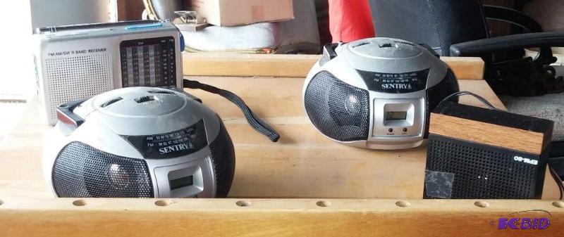 Lot of small radios...