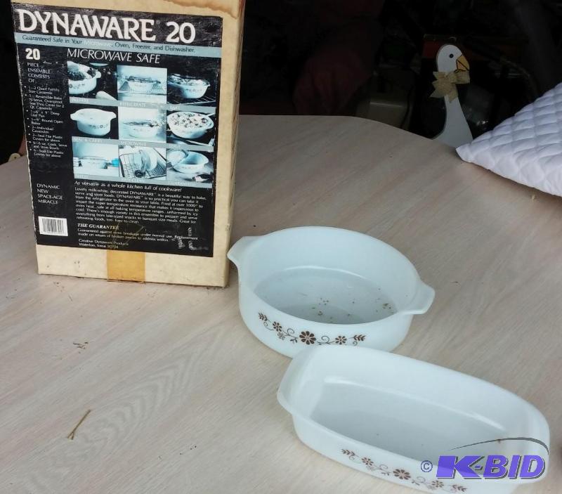Dynaware-Vintage cookware set...