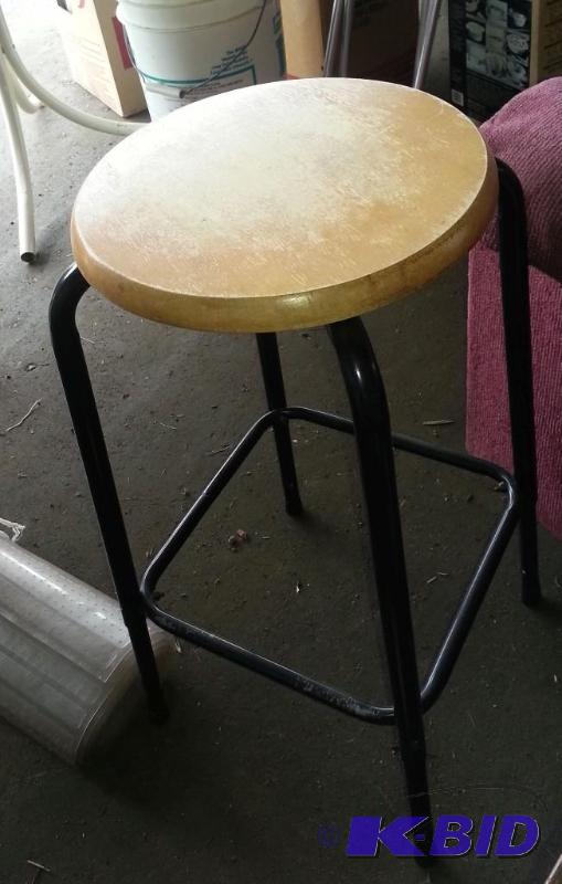 Bar Stool-Metal Legs...