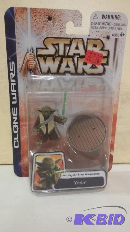 STAR WARS CLONE WARS YODA FIGURE NEVER BEEN O...