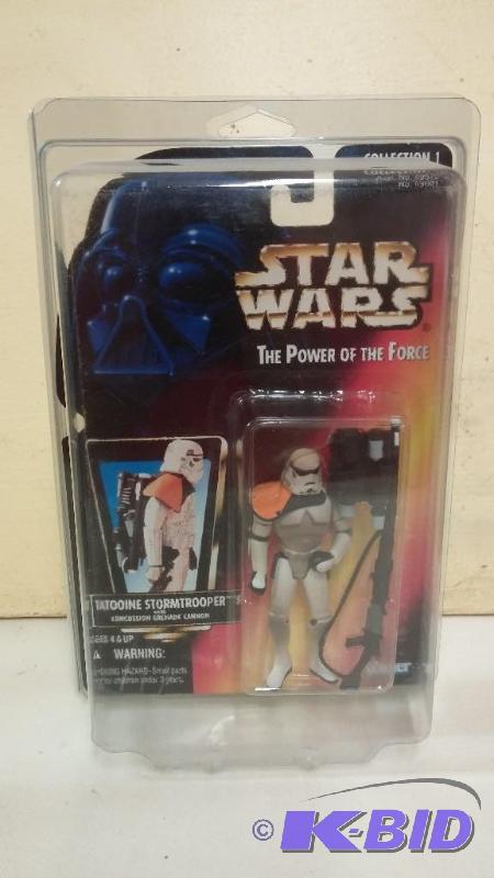 STAR WARS SANDTROOPER RED CARD NEVER BEEN OPE...