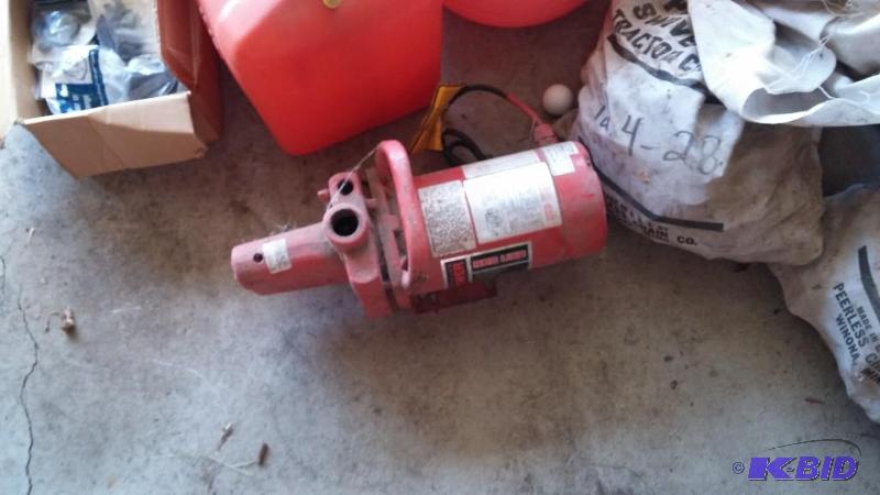 lot 10 image: Lawn Mower Needs to be fixed...