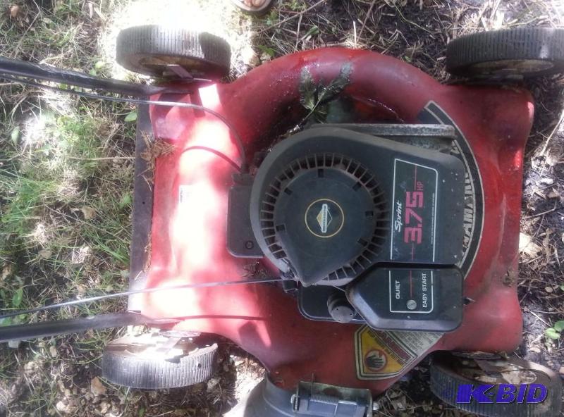 lot 12 image: Lawn Mower-Needs to be fixed...