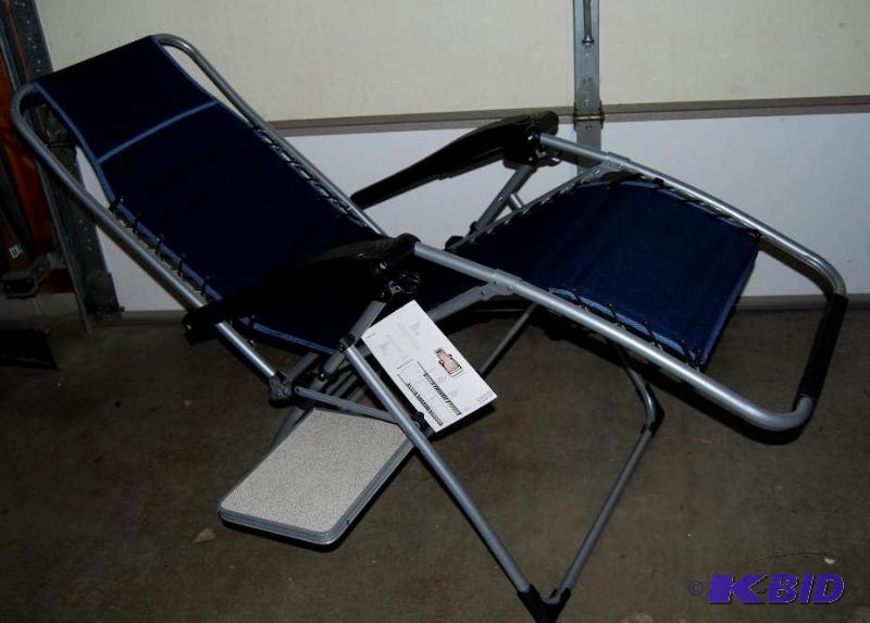Anti Gravity Lounger, built-in side table, pi...