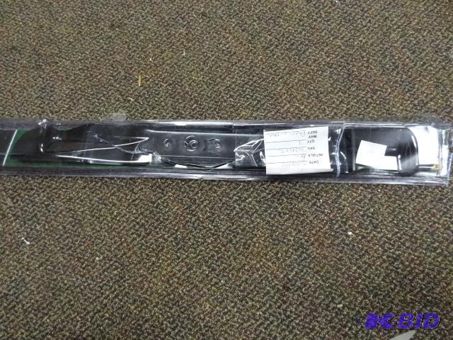 lot 156 image: NEW ACE 21 in Lawn Mower Blade...