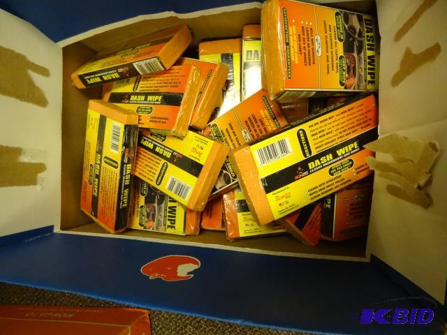 lot 174 image: NEW LOT of 20 Dash Wipes Sponges. Cleans Das...