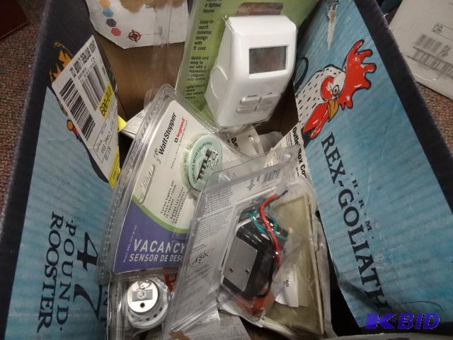 lot 177 image: NEW Large ELECTRICAL LOT incl. Qty 4 Digital ...