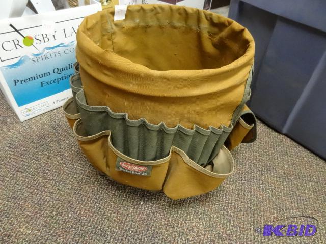 lot 187 image: USED 5 gal Bucket with Bucket BOSS Tool Bag...