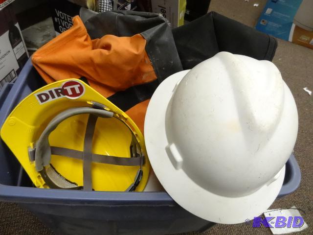 lot 191 image: USED LOT incl. Large Blue Rubbermaid Tub, qty...