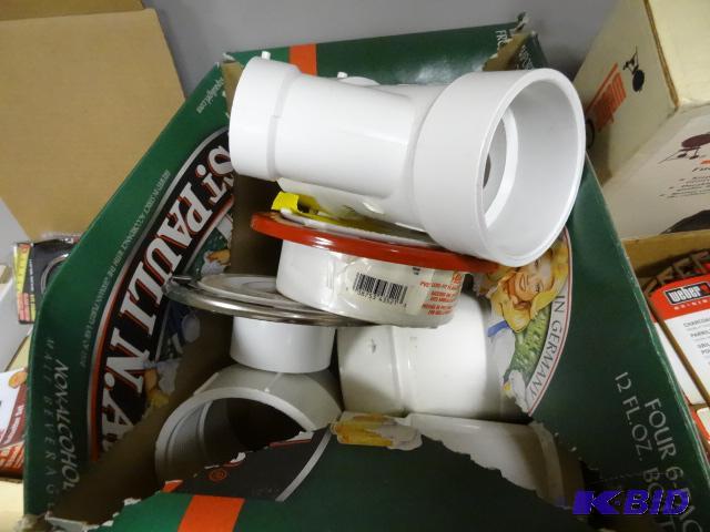 lot 228 image: NEW LARGE LOT 4 in PVC Pipe Fittings incl. Qt...