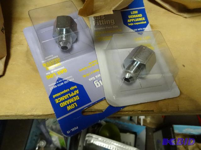 lot 235 image: Qty 3 NEW BrassCraft Gas Fittings 3  8 in OD...