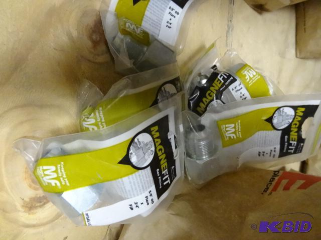 lot 236 image: Qty 10 NEW MagneFit Gas Fitting 5  8 in OD F...