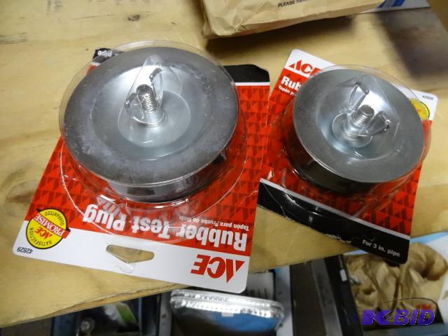 lot 239 image: Qty 2 NEW Rubber Test Plugs qyt 1 3 in and qt...