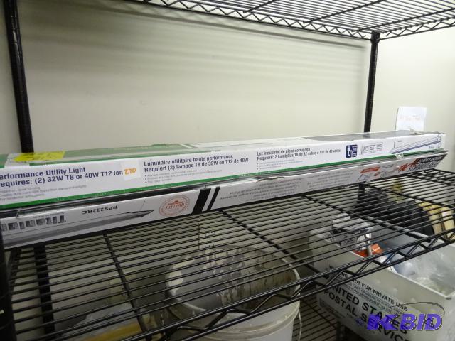 lot 270 image: Qty 2 NEW Shop  Utility Lights, 2 Flourescen...