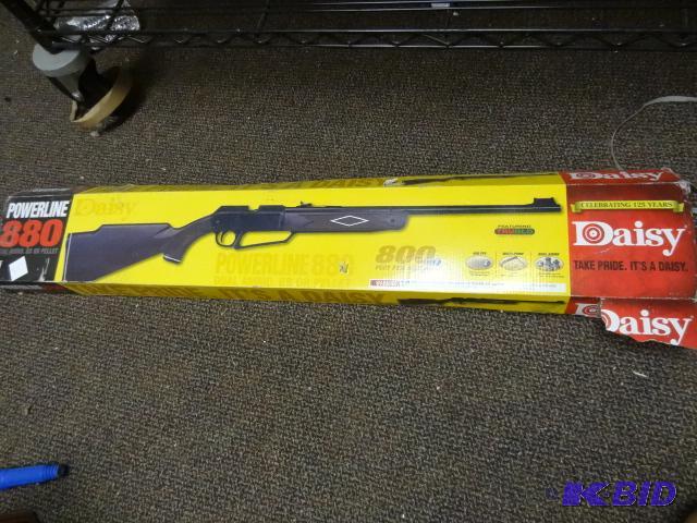 lot 65 image: USED Daisy Powerline 880 Dual Ammo Air Rifle ...
