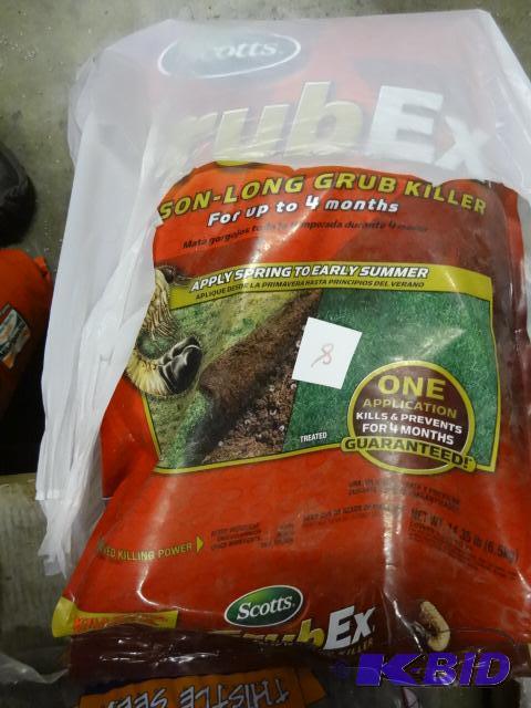 lot 8 image: Approx. 25 lbs Scotts GrubEx...