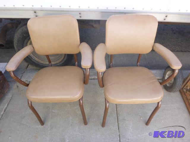lot 102 image: 2 Captain Chairs...