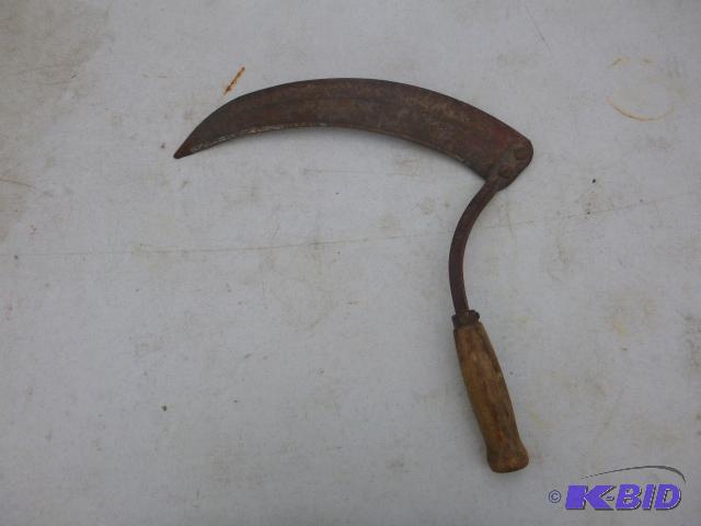 lot 158 image: Vintage Corn Knife...
