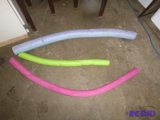lot 186 image: 3 Water Floats...