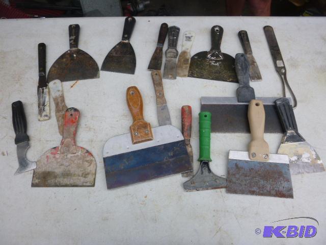 lot 196 image: Lof of Putty Knives and Scrapers ...